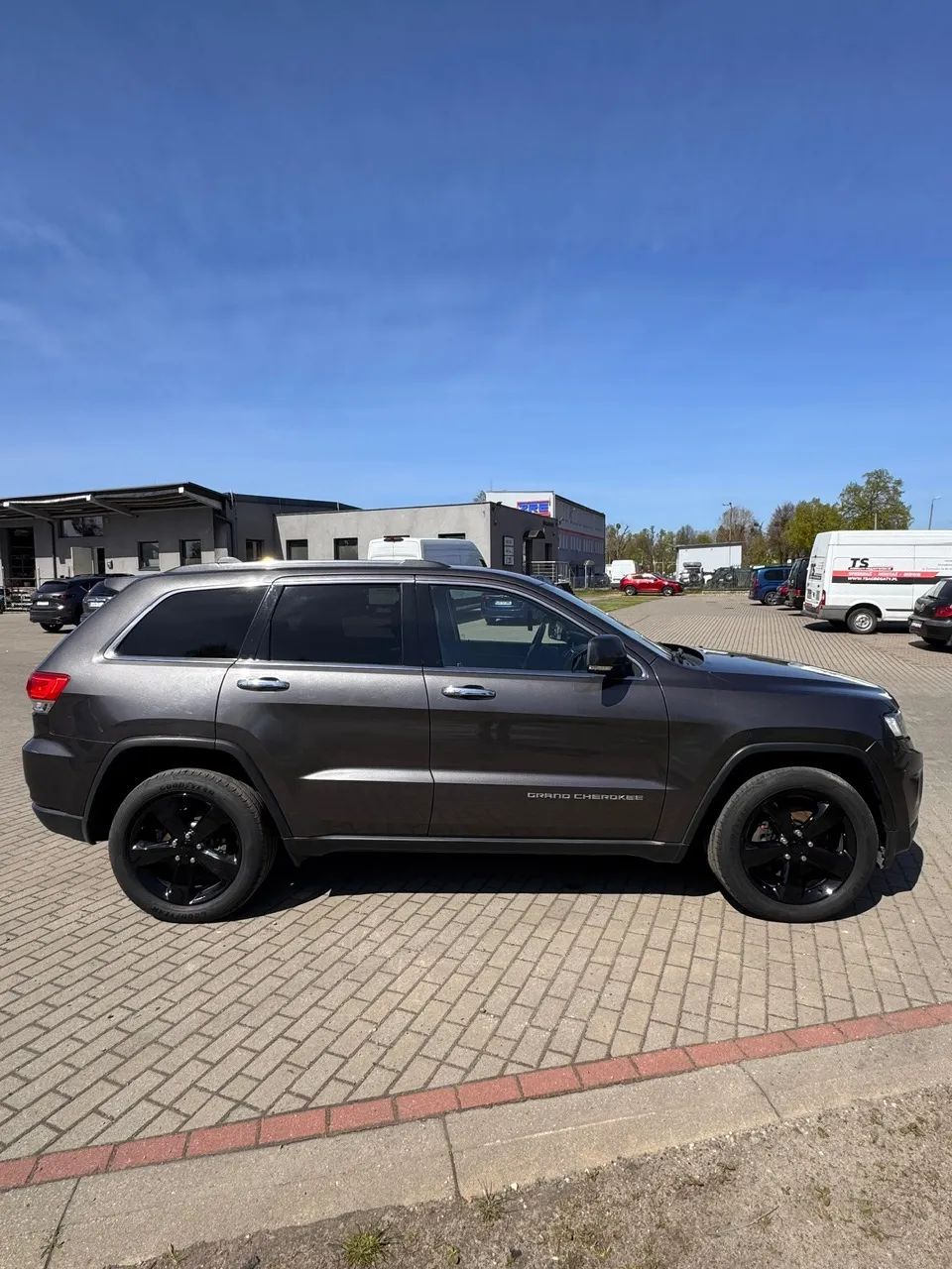 Jeep Grand Cherokee JEEP GRAND CHEROKEE 3.0 CRD LIMITED salon Polska - uszkodzony silnik