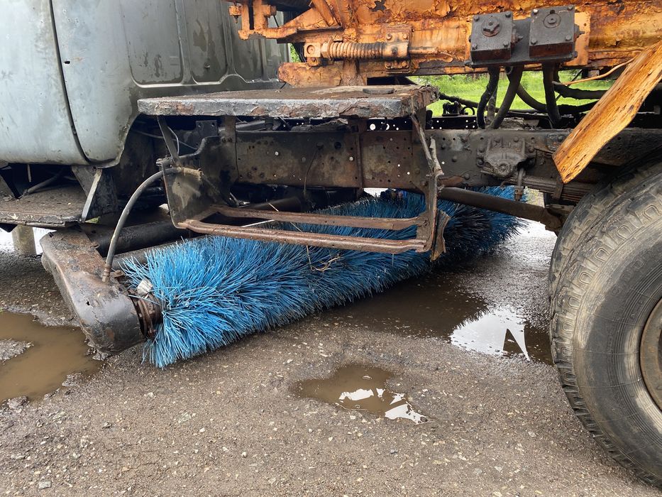 КДМ ЗИЛ комунальний