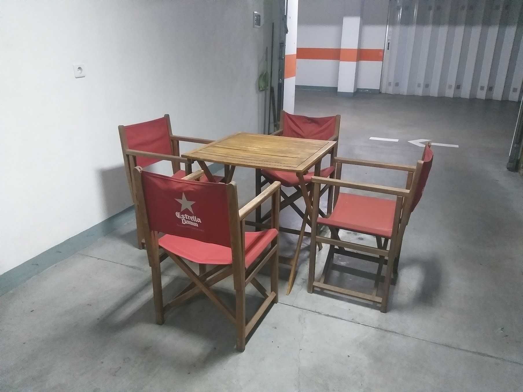 Mesa e cadeiras, jardim/varanda.