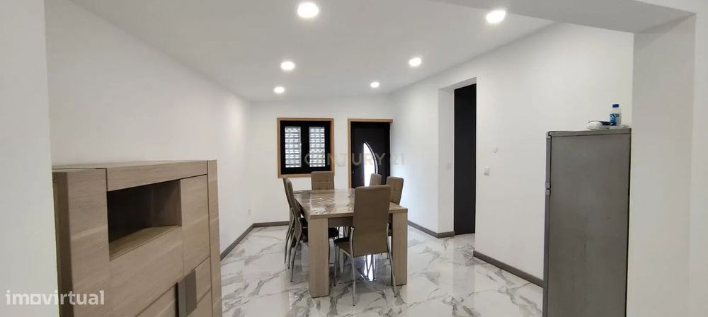 Casa Térrea Renovada T3 na Ucha