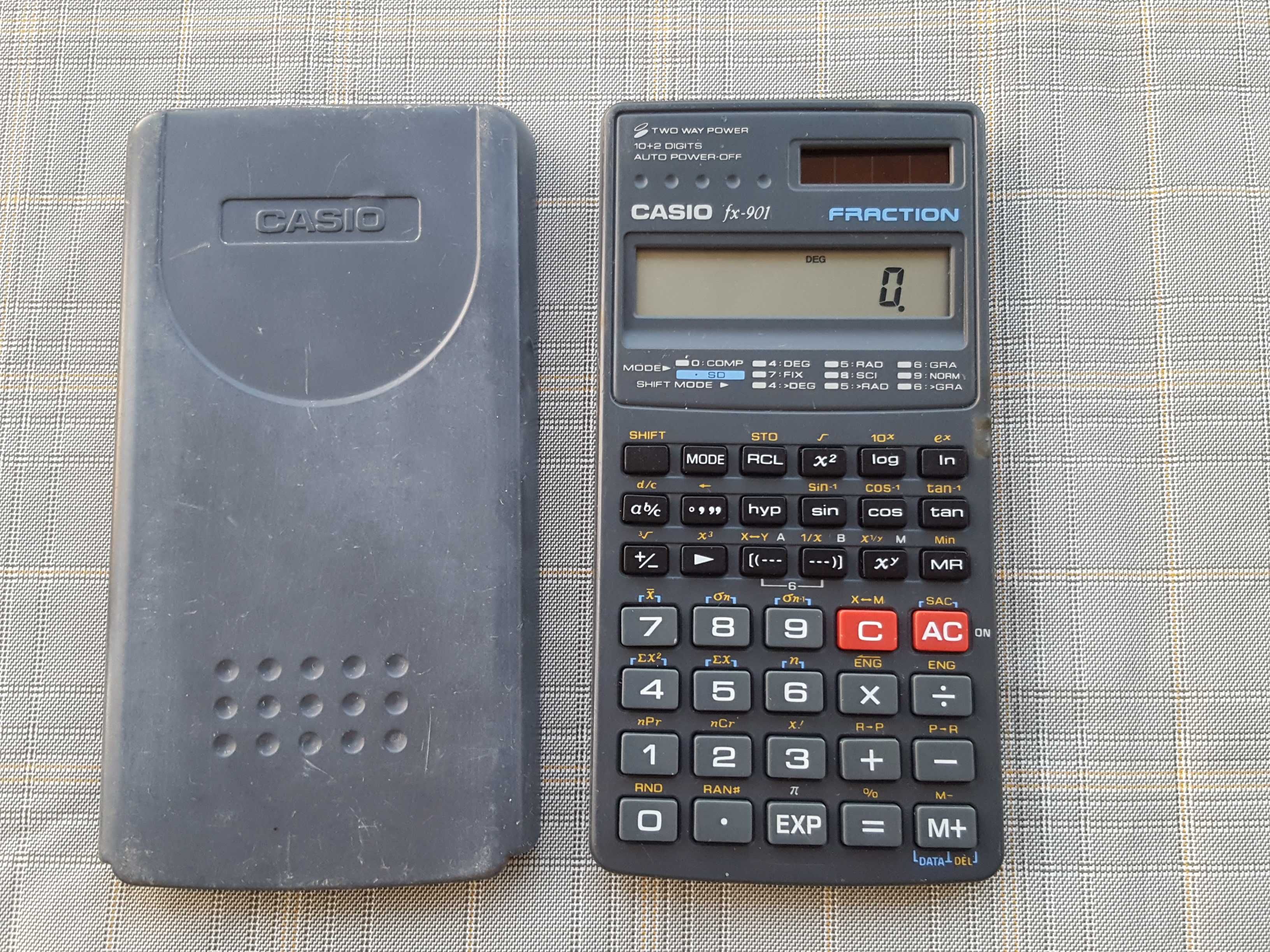 Калькулятор Casio fx-901 инженерный