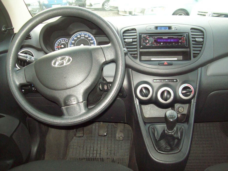 HYUNDAI i10 1,1/stan idealny/mały przebieg/klimatyzacja