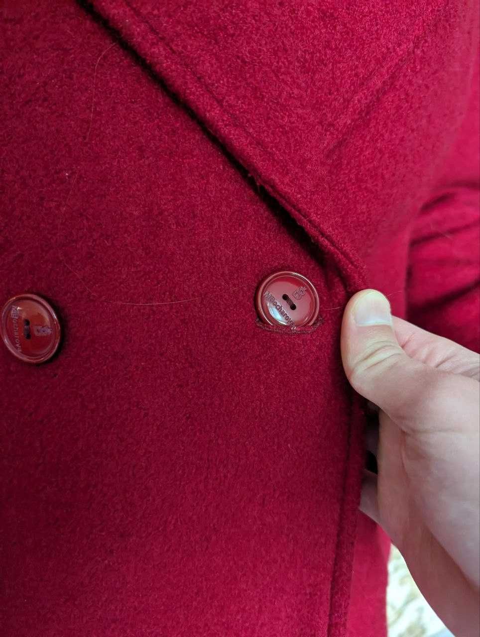 Пальто демісезонне осіннє червоне на гуздиках жіноче