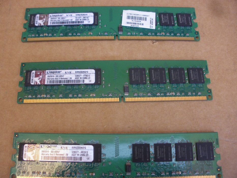 Memória RAM Kingston 1Gb