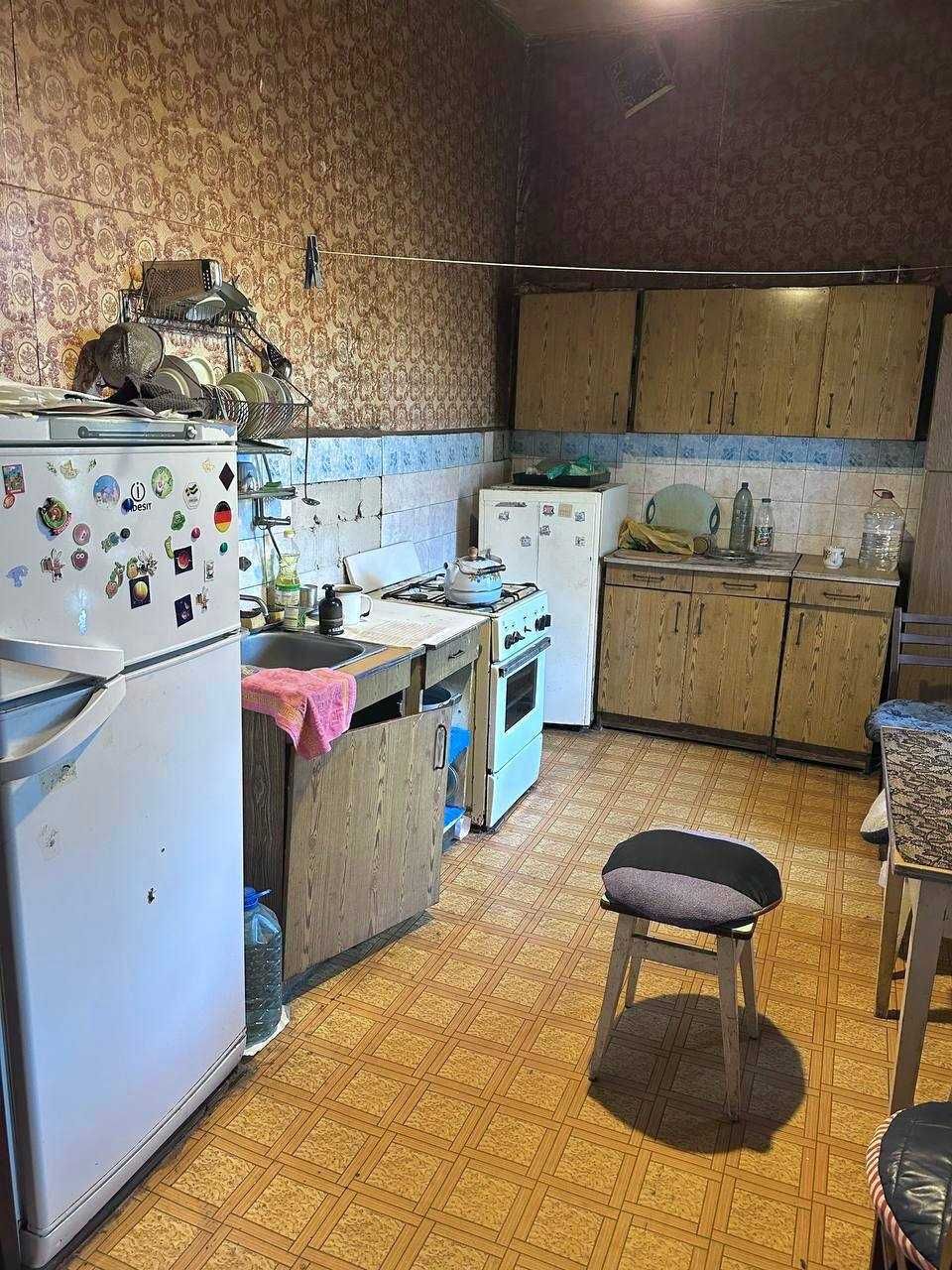 Продам  3кв метро Защитников Украины, Спортивная и Площадь Конституции