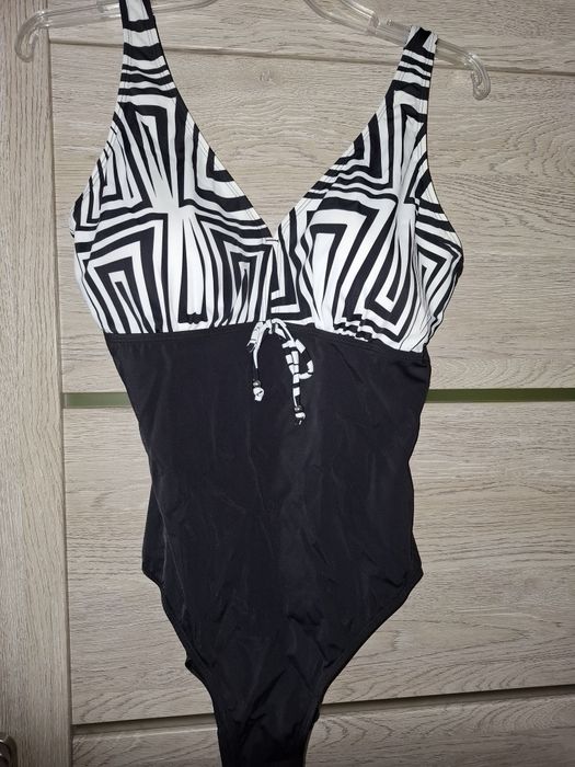 Strój kąpielowy Nowy