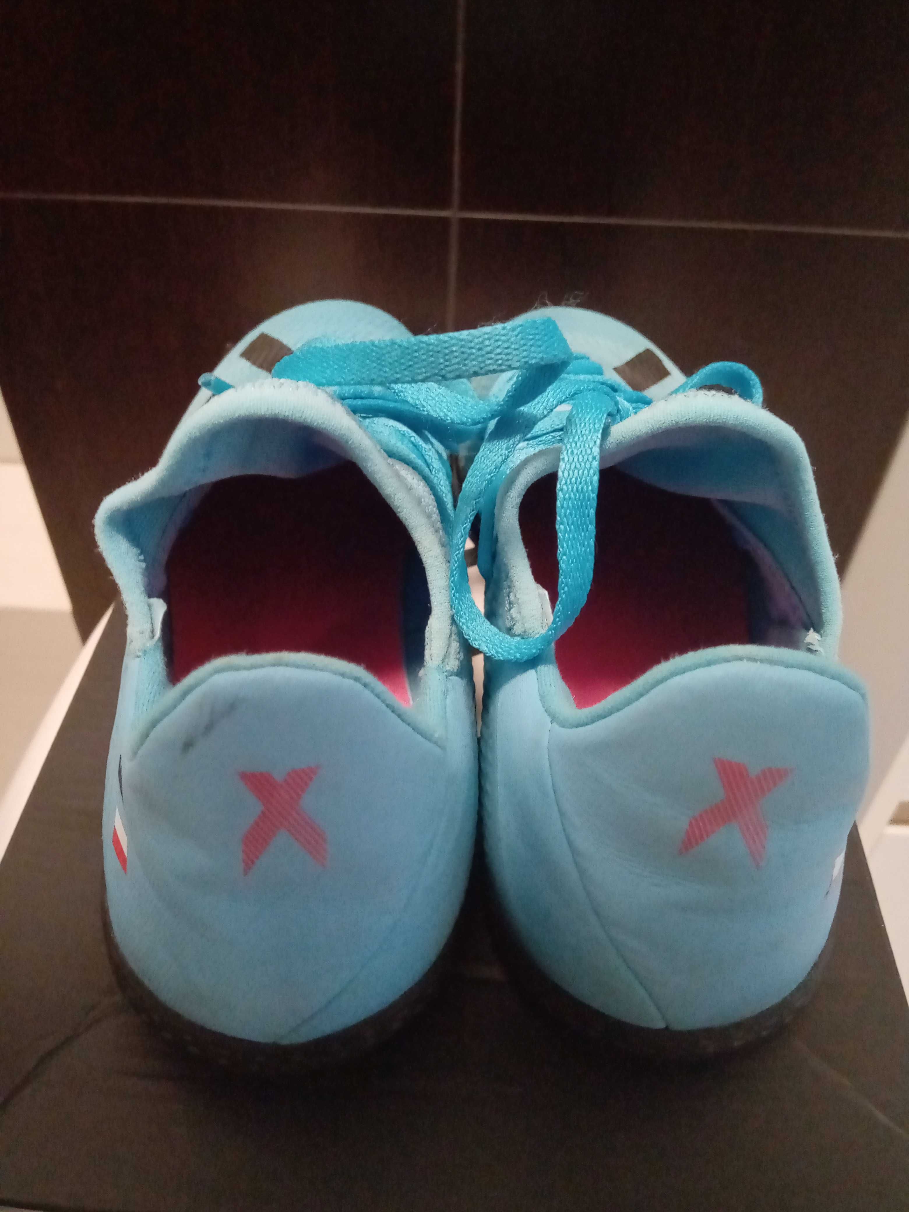 Sprzedam młodzieżowe buty piłkarskie adidas X TF rozm. 36 2/3.