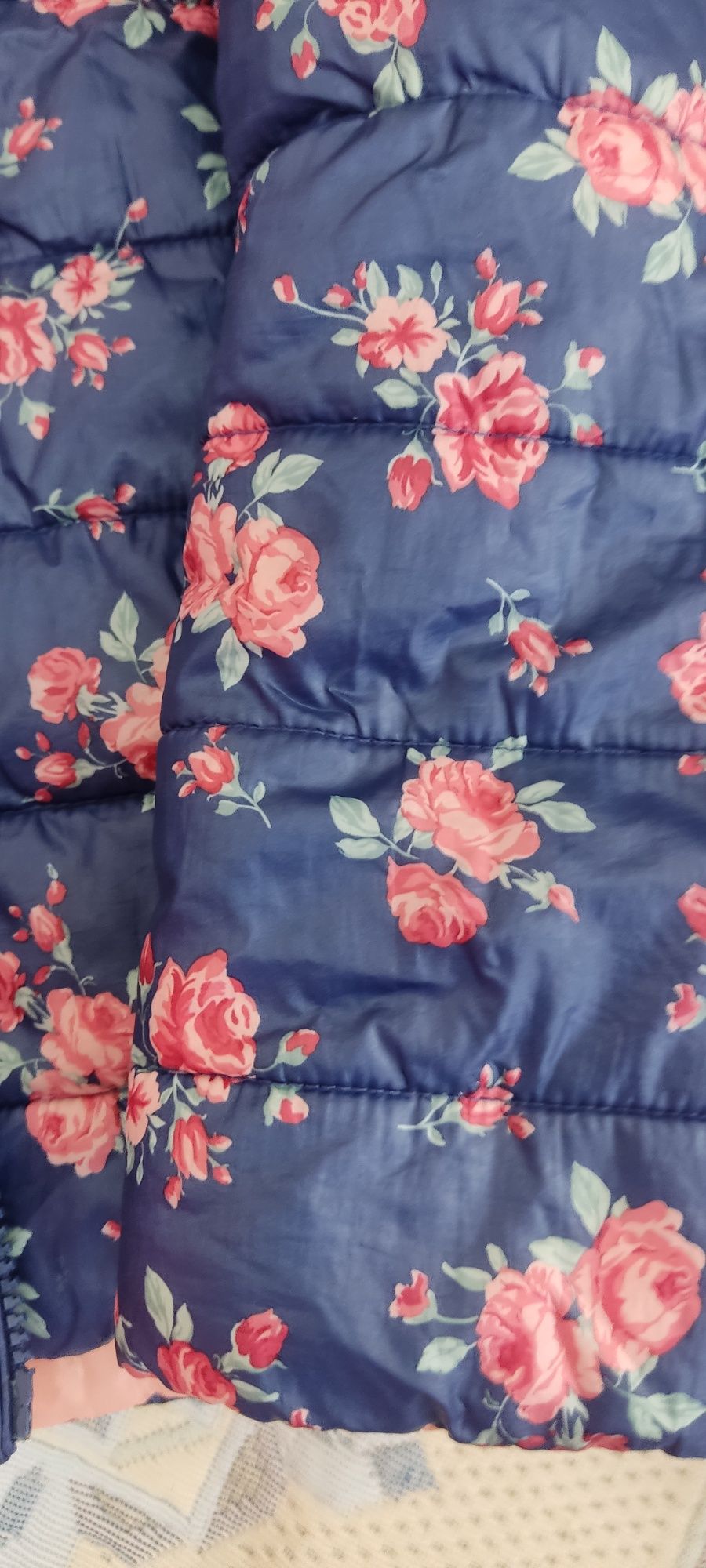 Blusão menina florido reversível da BENETON