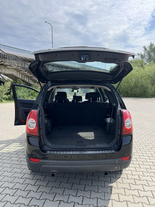 Продам авто Chevrolet Captiva 2008 2.4 бензин