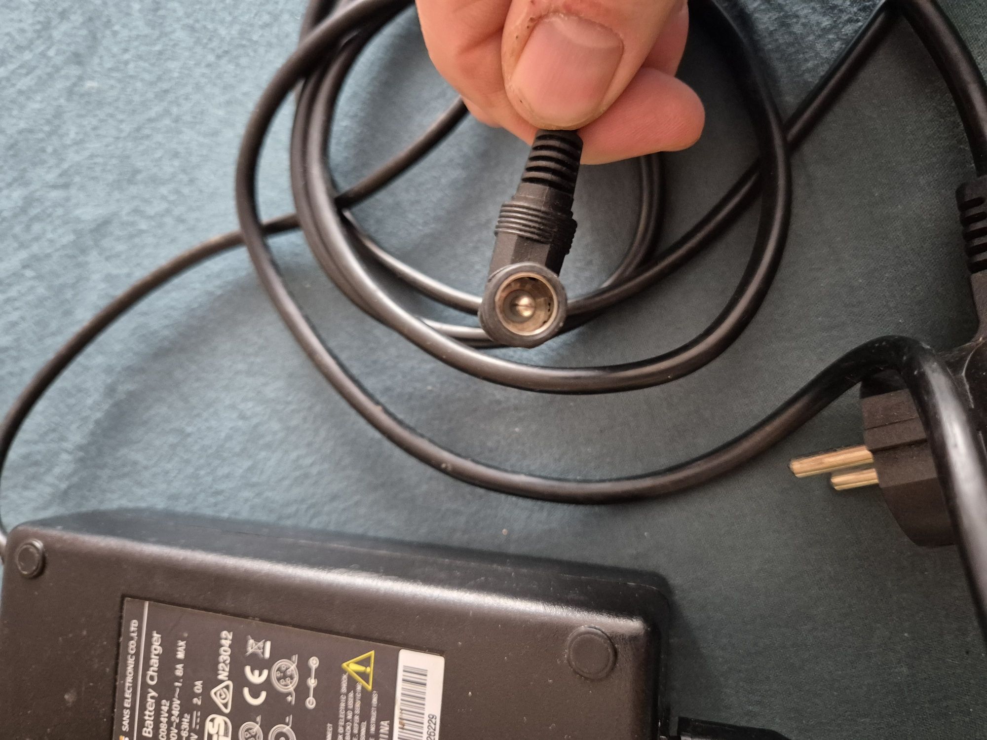 Zasilacz do roweru elektrycznego