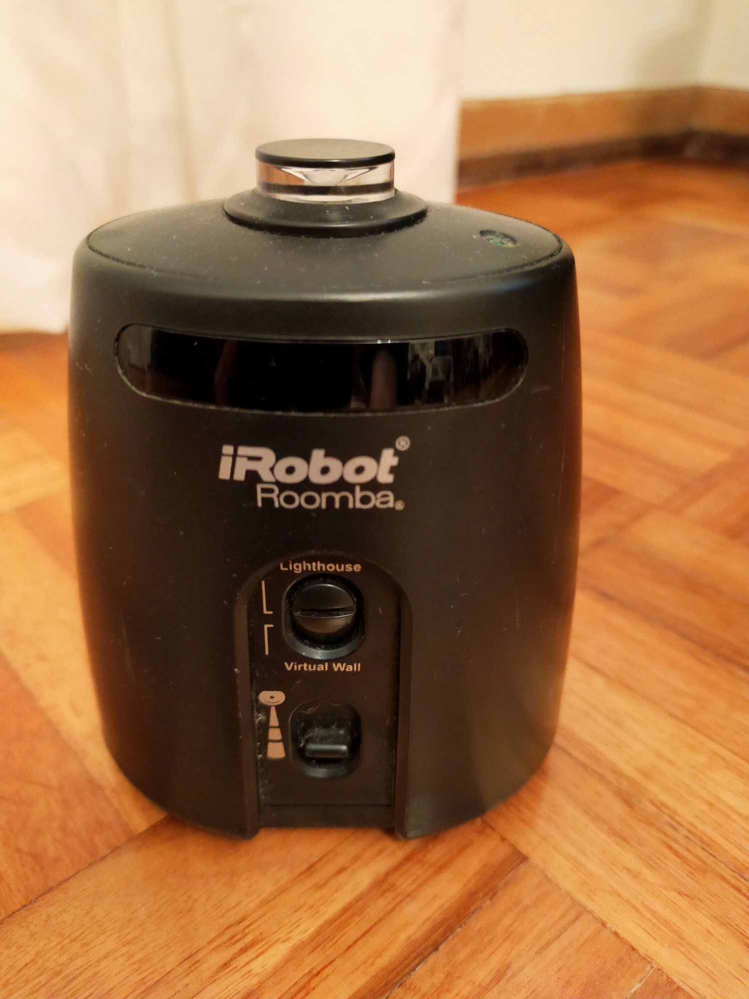 Virtual wall & Lighthouse iRobot