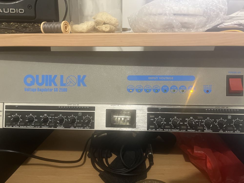 Quik Lok - voltage regulator sr-2500