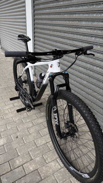 Bicicleta Berria Bravo (carbono)