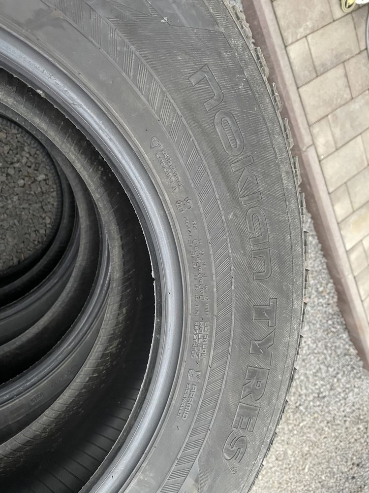 Nokian 285/60 r18