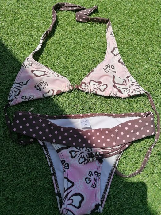 Bikinis iguais Rosa e azul