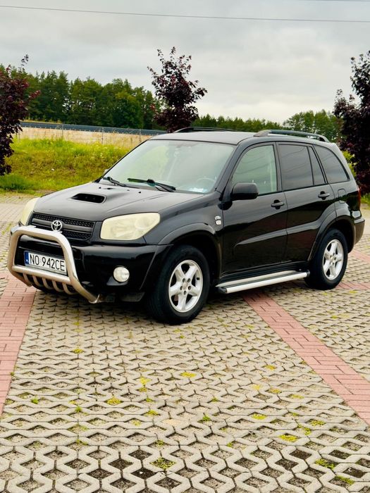 Toyota RAV4 2.0 D-4D 2004 sprawny silnik• Uszkodzona skrzynia biegów