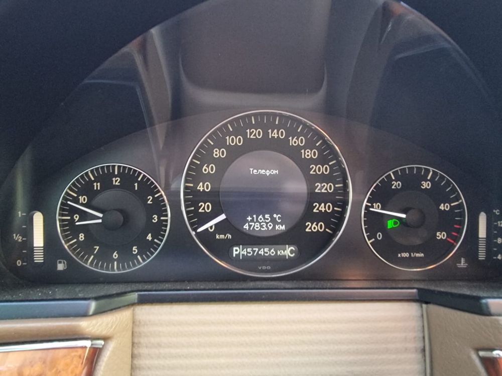 Mercedes w211 2.2 Elegance повністю обслужено, шкіра, Carplay