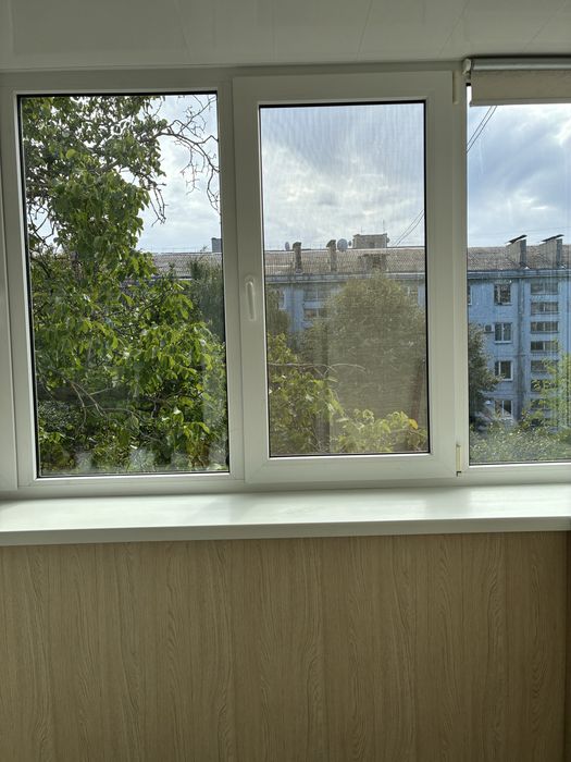 Продам 2 кв с раздельными комнатами на Космосе г Запорожье