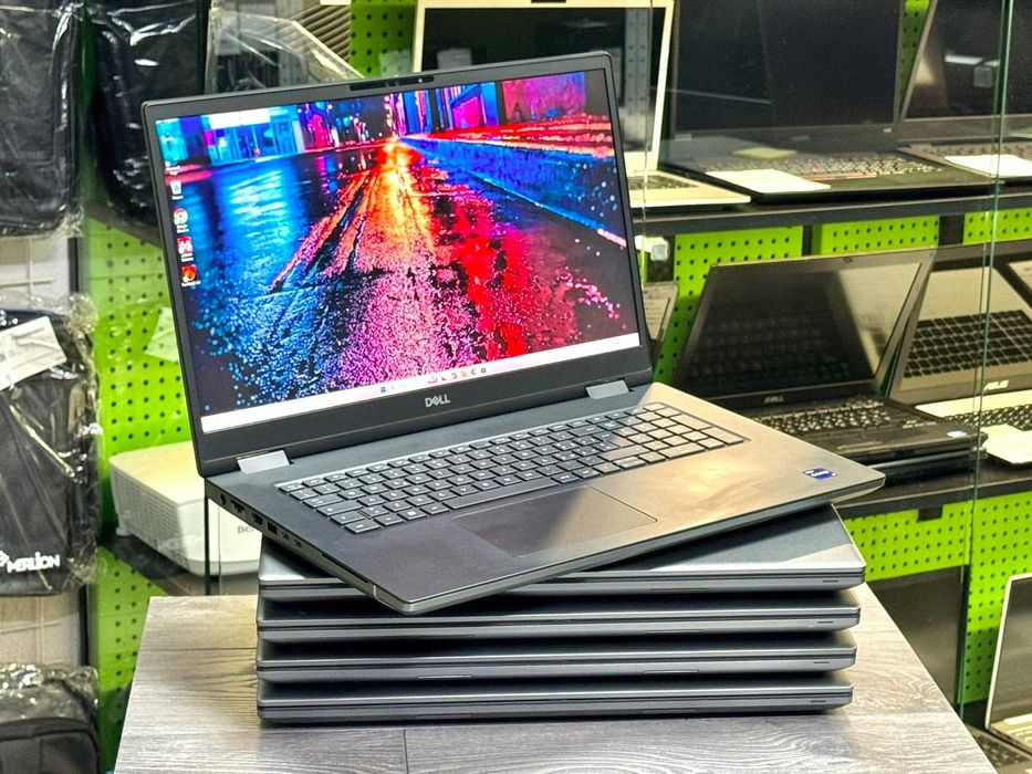 Dell Precision 7780 | Intel i9-13900HX | 128DDR5 | RTX 5000 16Gb