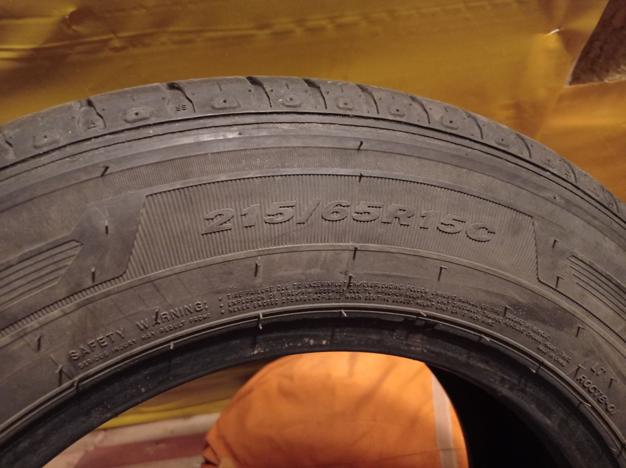 Nexten Roadian CT8 215/65R15C wzmacniane Ford  Transit Custom