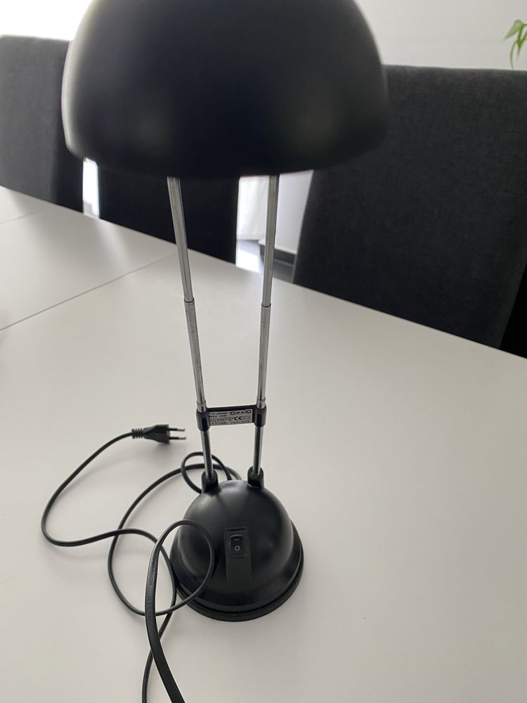 Lampka biurkowa ikea