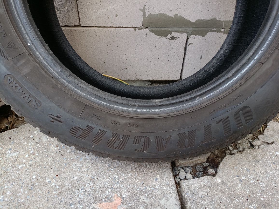 Продам 2 шини Goodyear