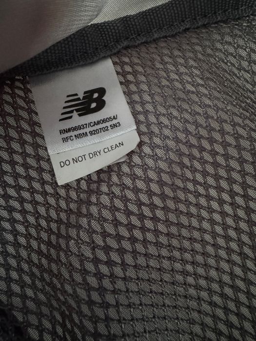 Бананка New Balance