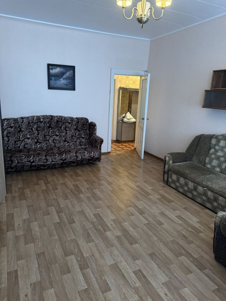 Сдам 2 к  центр 13000