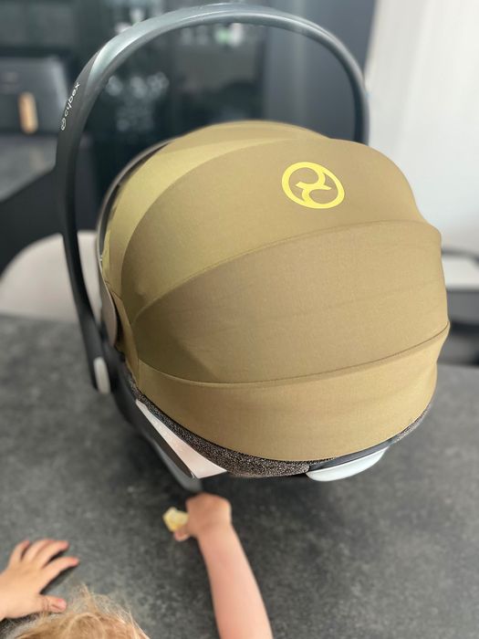 Cybex Cloud Z - rozkładany fotelik samochodowy ~0-13 kg | Khaki Green
