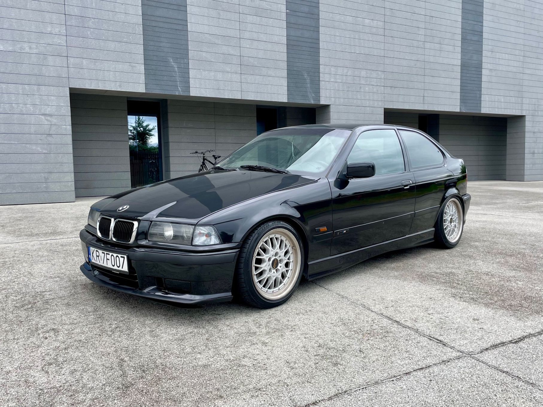 BMW Seria 3 318Ti e36 Compact Automat M pakiet Klima Gwint BBS 2tlg 1.8is