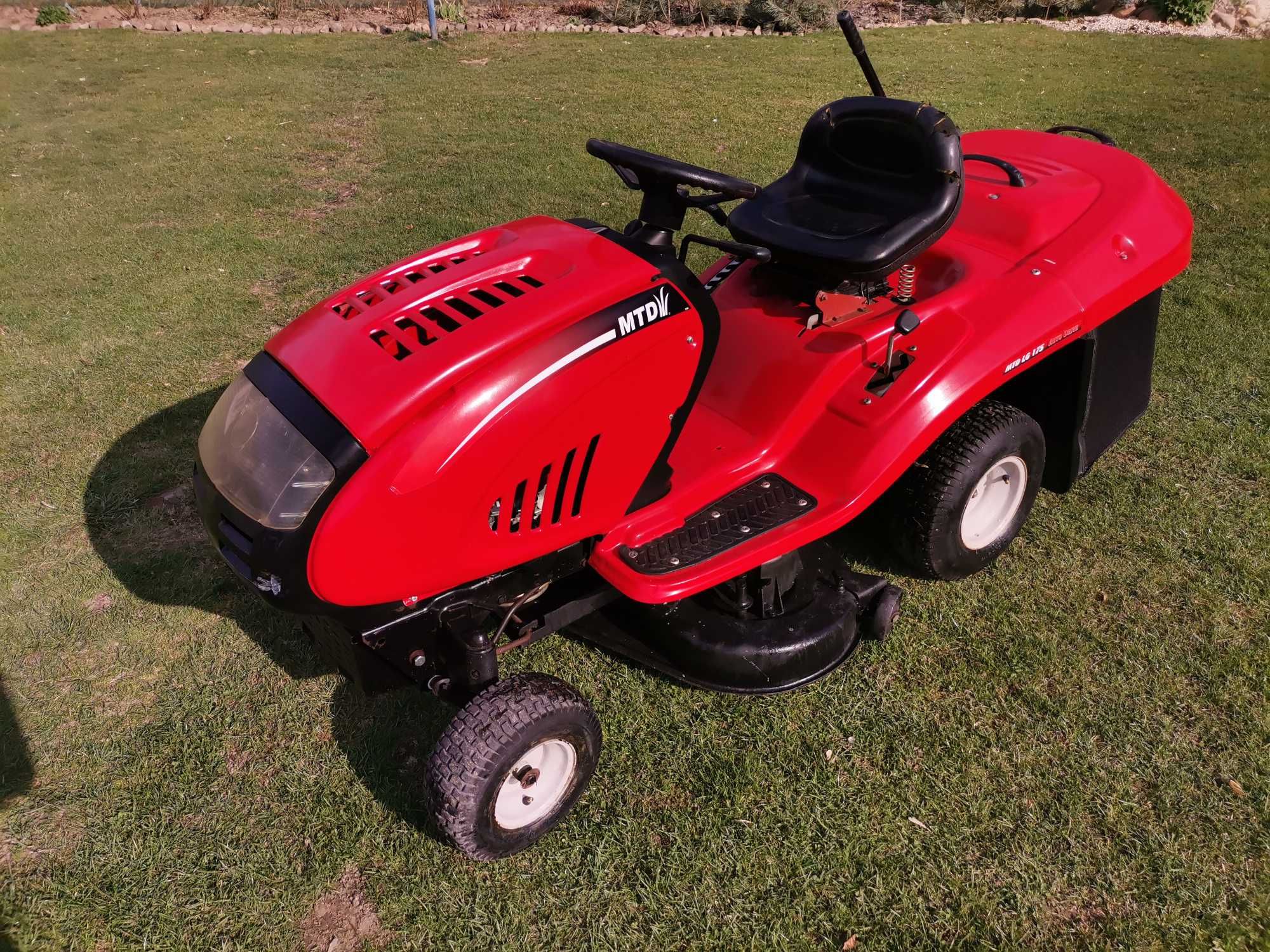 Traktorek kosiarka mtd briggs