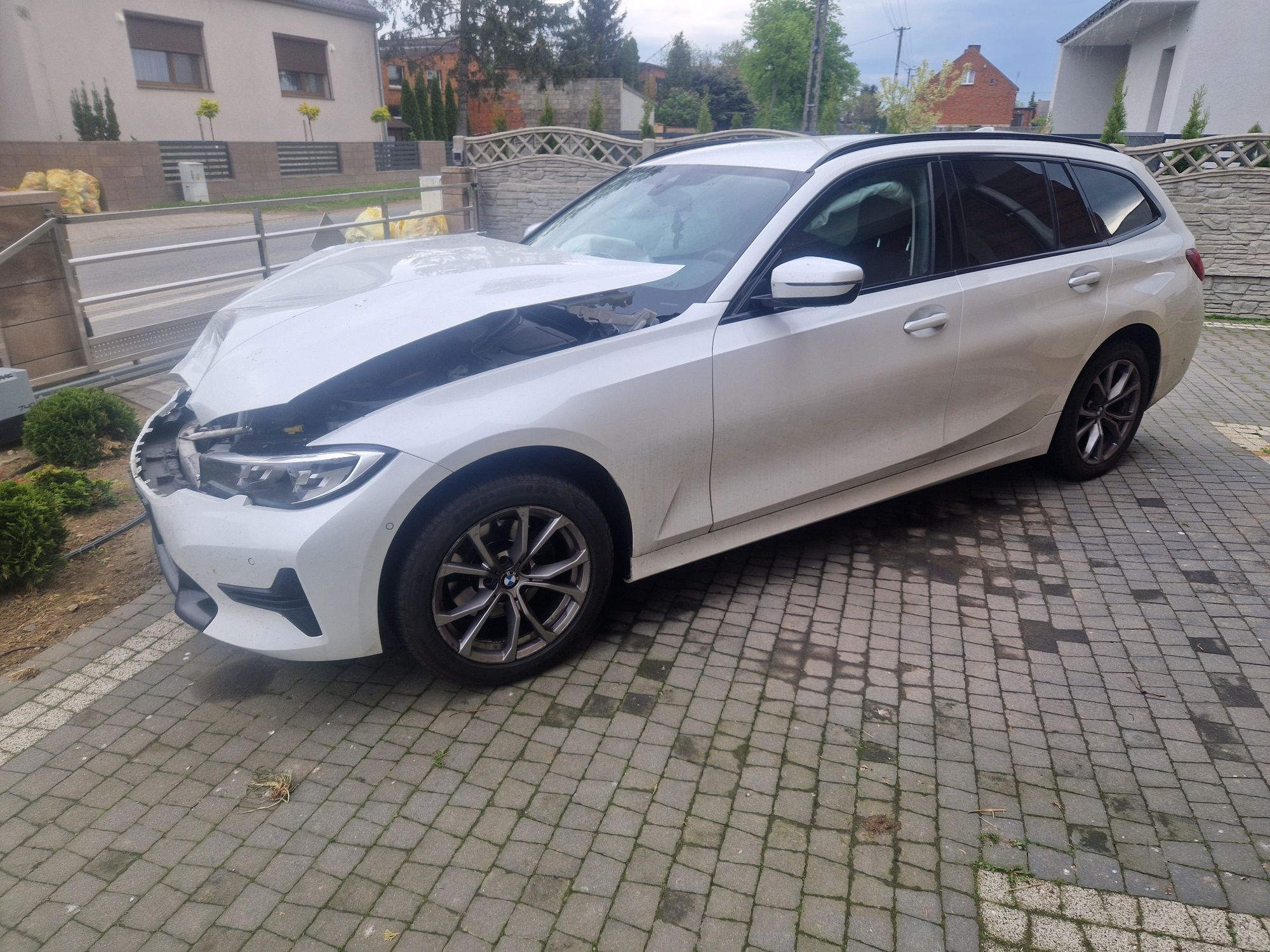 BMW 320d xDrive Touring Sport Line