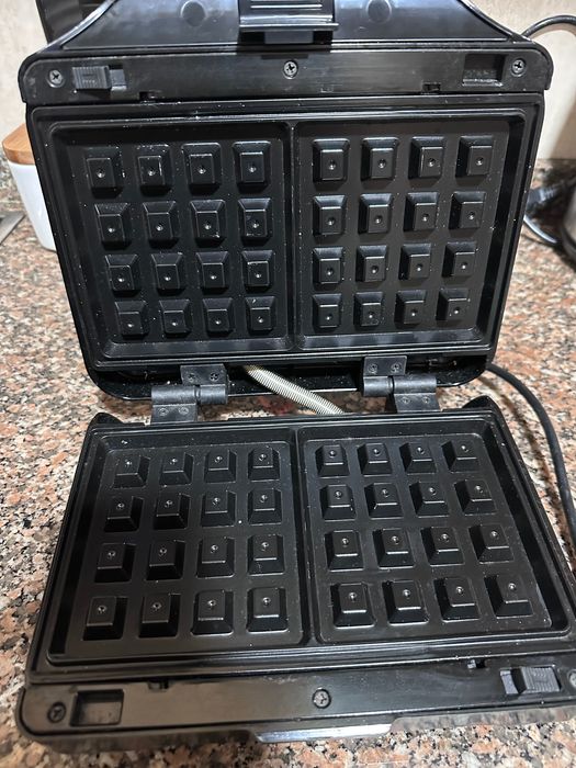 Torradeira/tostadeira/waffles