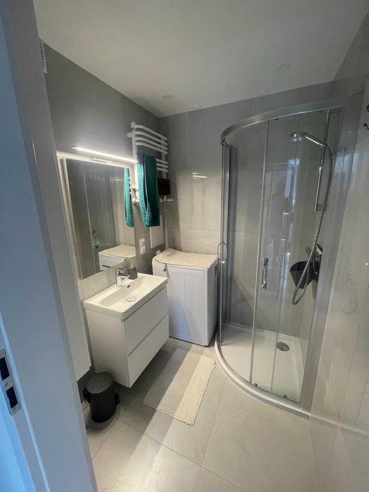 Rezerwacja pokój wynajmę k/Nowosądeckiej 3 minuty od tramwaju, balkon