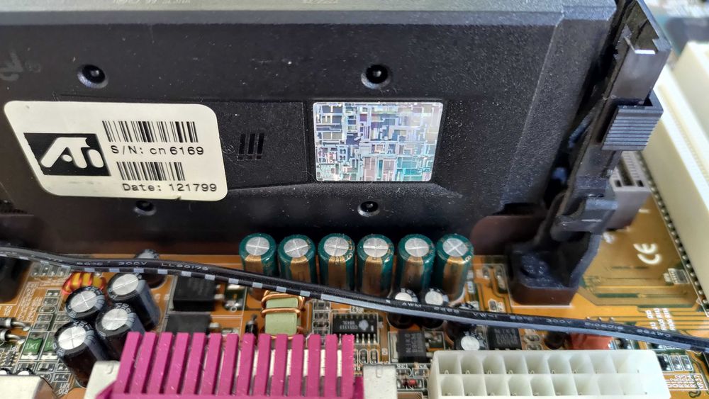ABIT BE6 (Intel 440BX) + Pentium III 600E - sprawne, retro