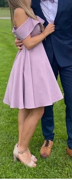 Fioletowa sukienka rozmiar 34 rozkloszowana zwiewna