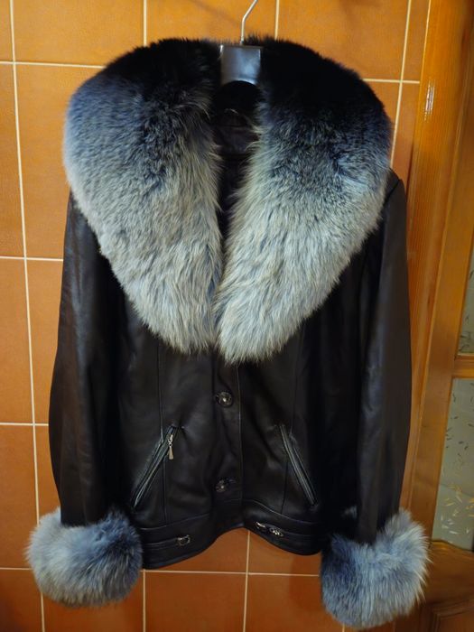 Куртка шкіряна розмір L