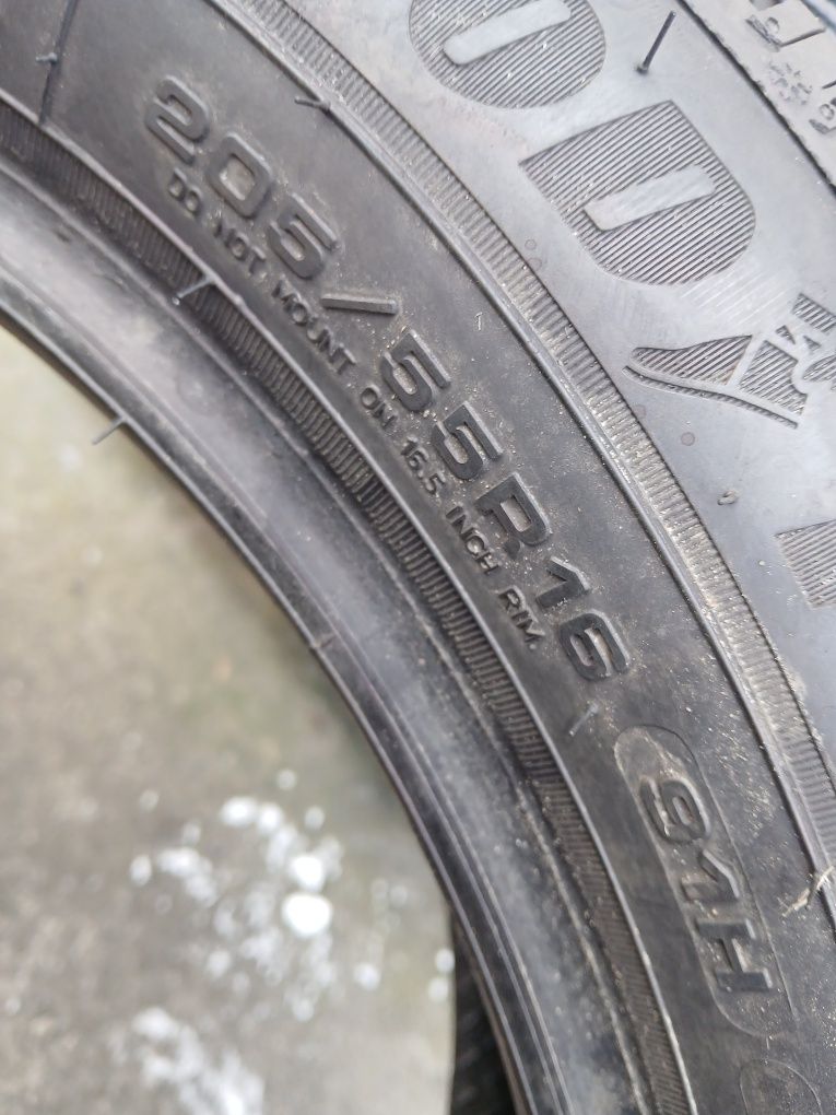 Шини Goodyear 205 55 R 16 4шт Зима (0252) Резина