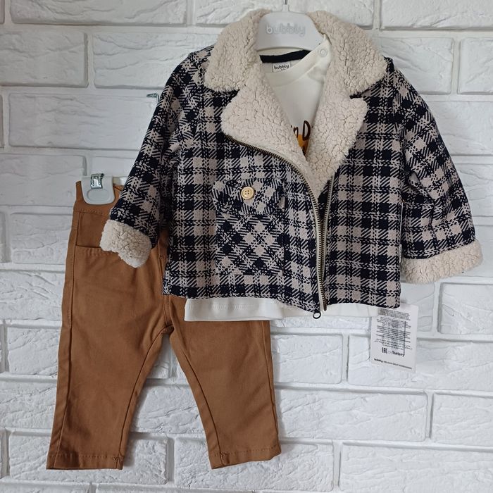 Новий  набір піджачок, кофтинка, штанішки