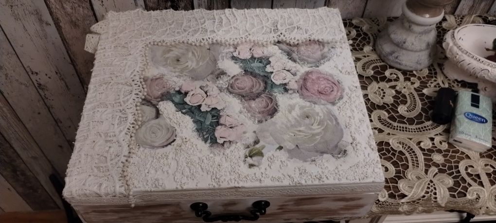 kuferek, pudełko, szkatułka decoupage