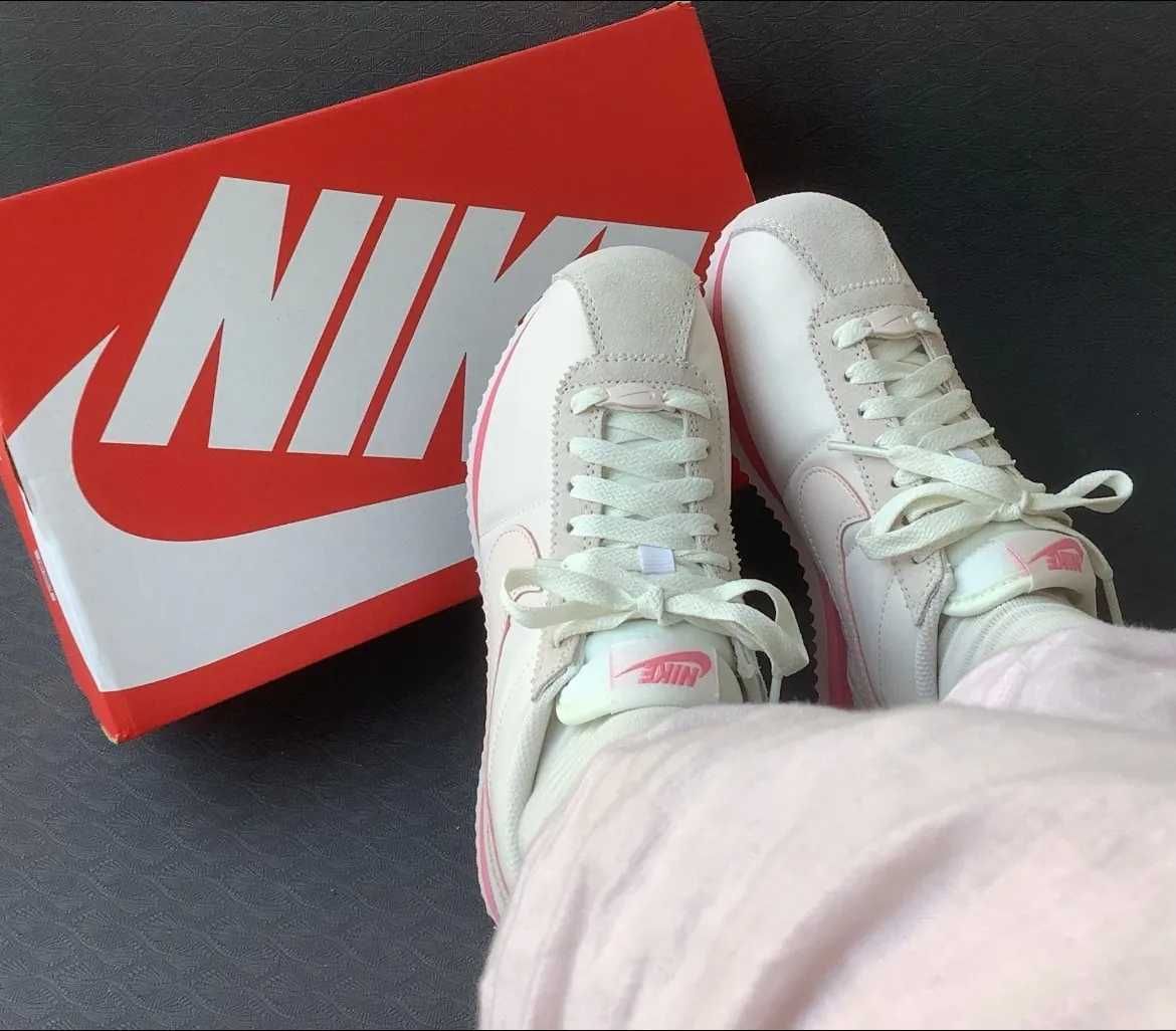 Nike Cortez Light Soft Pink