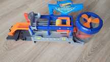 Myjnia HotWheels tor garaż