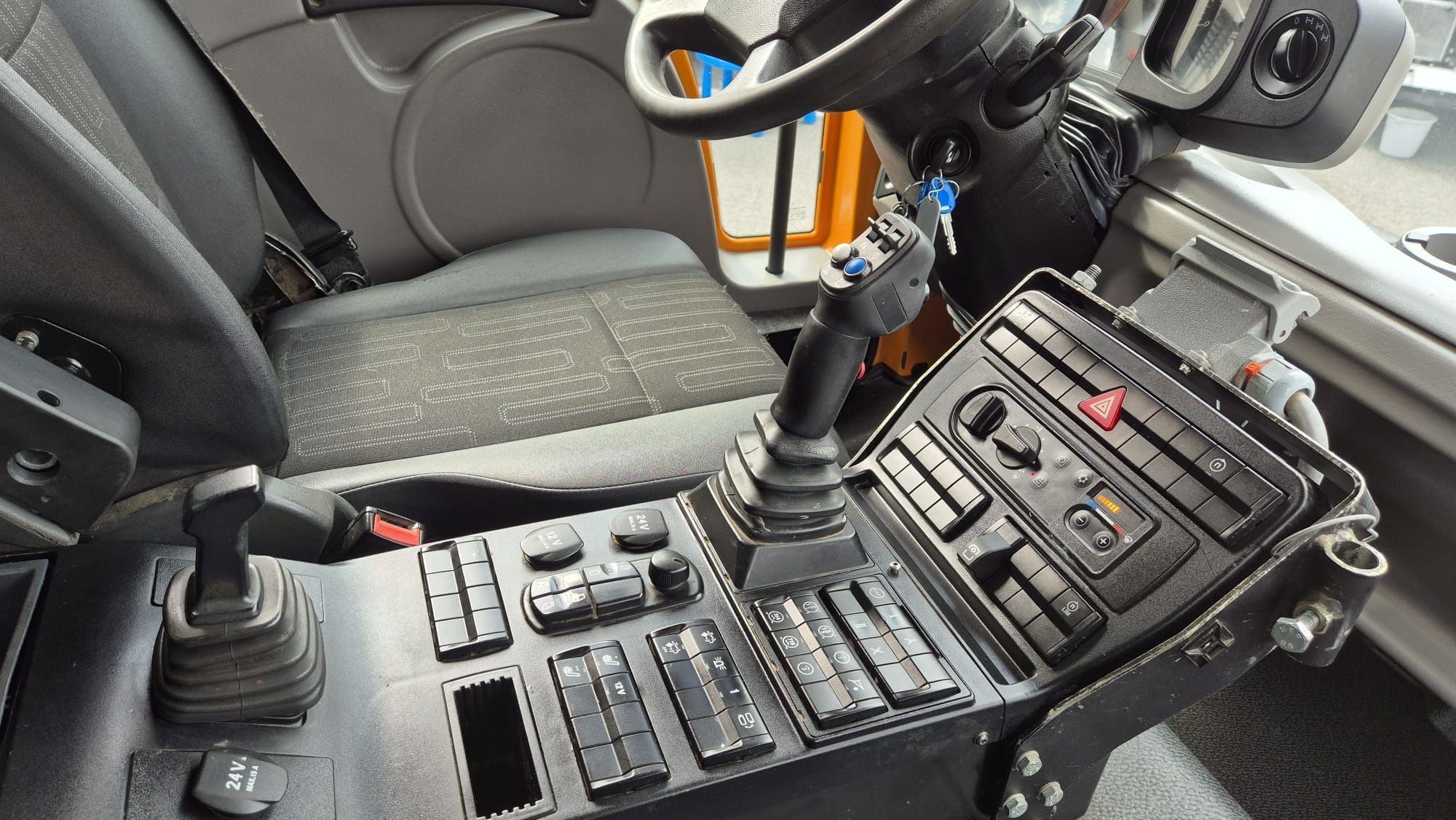 Unimog U423  4x4