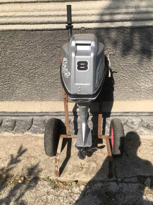 Мотор лодочний 8