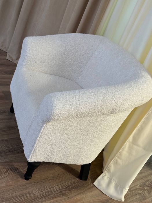 Продам крісло мʼяке в чудовому стані