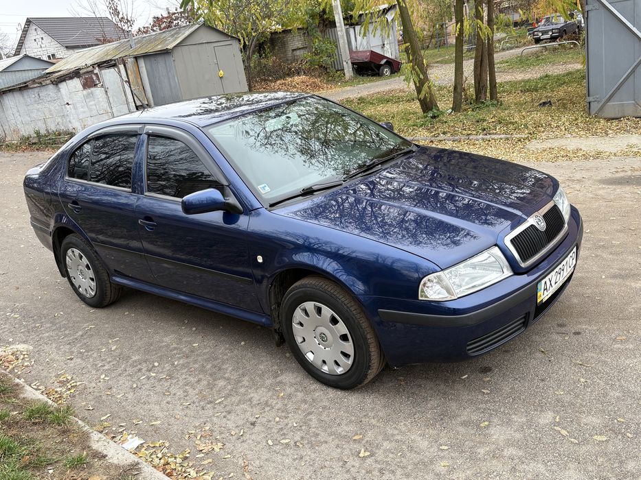 Продам Шкода Тур 1.6