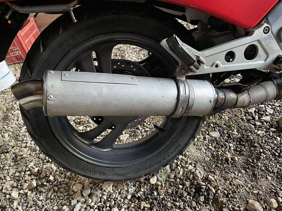 Honda ntv 650cc 1995