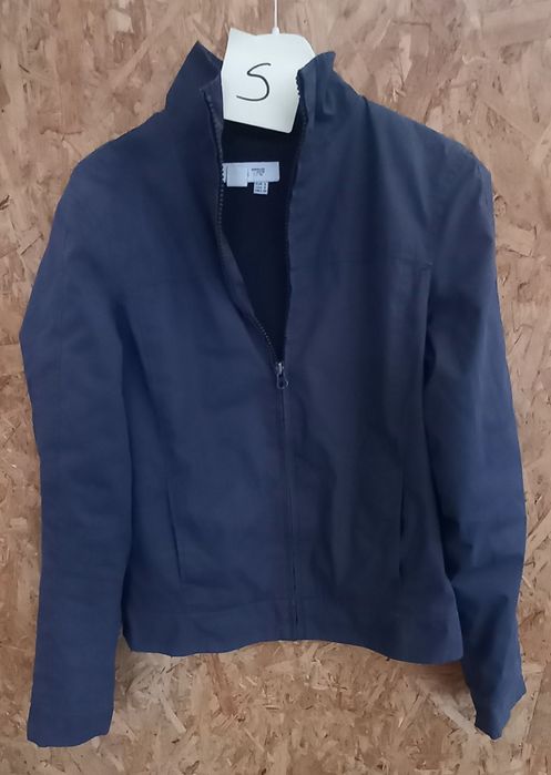 roupa de criança e senhora