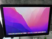 Apple Cinema Display 24