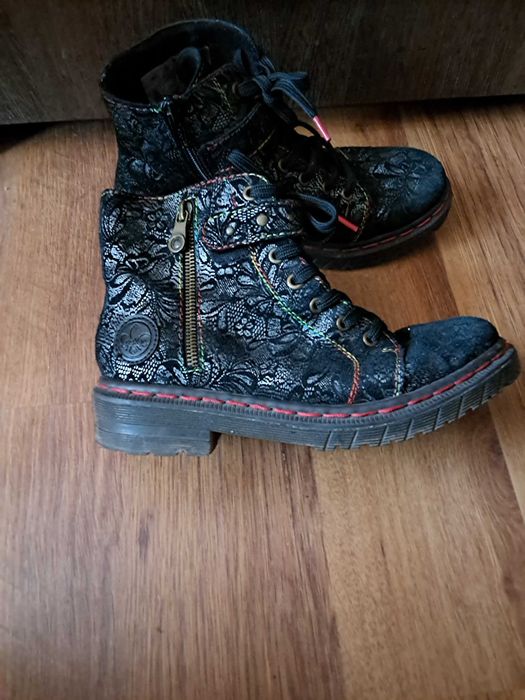 Trapery Rieker, rozm. 38, przepiekne, koronka